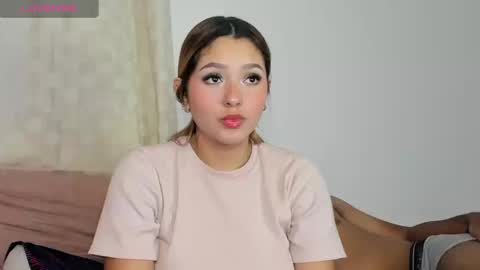 sexy_couple_xx1 online show from September 10, 5:41 am