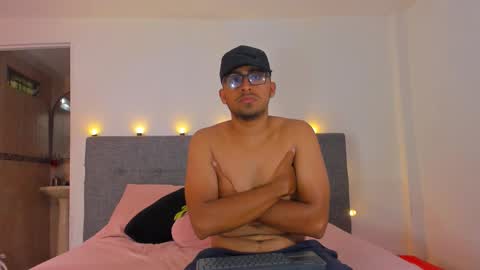 sexy_couple_xx1 online show from November 28, 12:01 pm