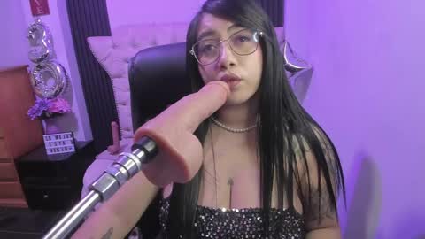  C R I S T A L  online show from May 16, 7:45 pm