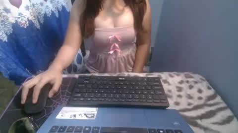 sexy_elodiee online show from September 29, 1:48 am