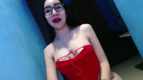sexy_emily92 online show from January 18, 7:34 pm