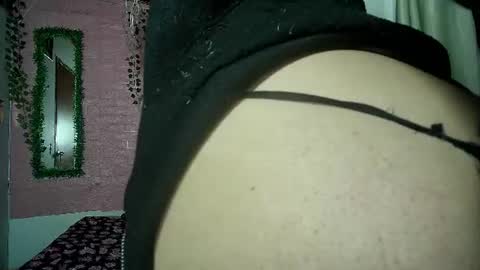 sexy lolas online show from July 27, 5:38 am