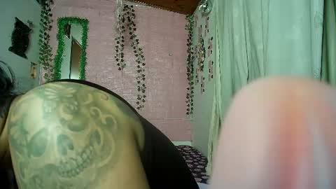 sexy lolas online show from July 23, 12:24 am