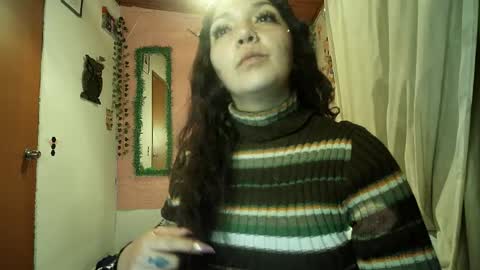 sexy lolas online show from April 25, 5:42 am