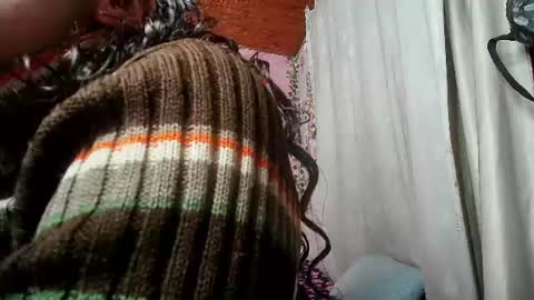 sexy lolas online show from July 3, 4:50 am