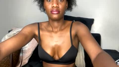 Nyla online show from July 16, 10:55 pm