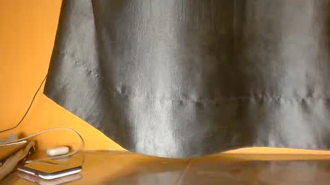 sexy_petitqueen online show from June 25, 5:12 am