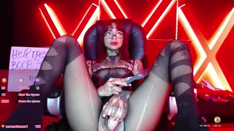 karoline online show from January 12, 5:03 am