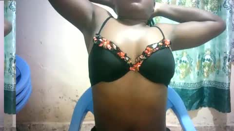 sexy_sandrah online show from August 1, 7:32 am