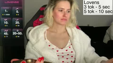 Sexy-Sweets online show from January 12, 1:40 pm