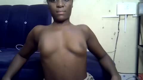 sexy_tits66 online show from March 18, 12:27 am