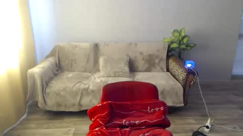 sexybeatriice online show from May 13, 7:07 am
