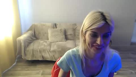sexybeatriice online show from May 30, 7:07 am