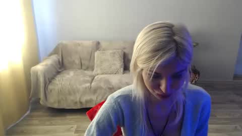 sexybeatriice online show from April 25, 6:59 am