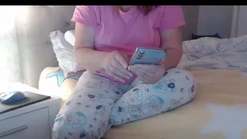 Sexyblonde4u58 online show from January 12, 5:36 am