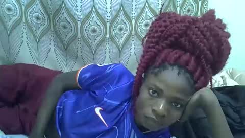 Snapshot of sexyboobies22 chatting on September 18, 9:24 am sexyboobies22 online show from September 18, 9:24 am