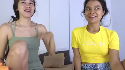chanell and yina online show from July 18, 1:57 pm
