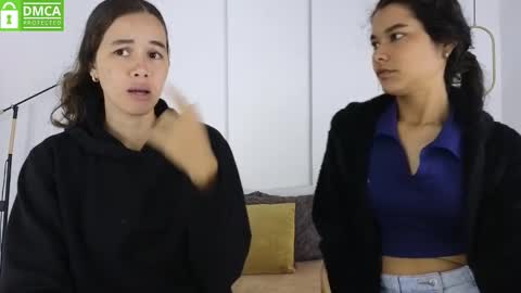 chanell and yina online show from February 4, 1:37 pm