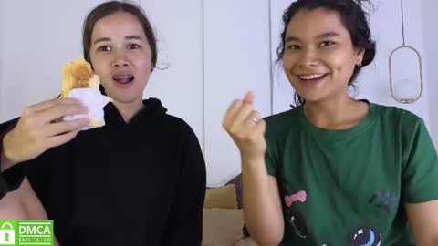 chanell and yina online show from June 15, 1:47 pm