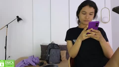 chanell and yina online show from July 31, 1:56 pm