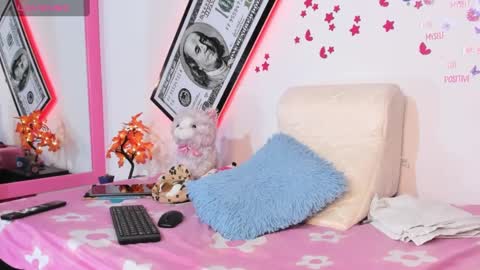 sexycharlottesamantha online show from January 31, 5:30 am