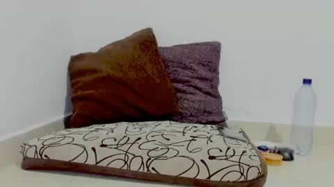 sexychubbyanna online show from June 16, 4:27 am