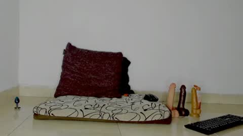 sexychubbyanna online show from June 17, 4:28 am