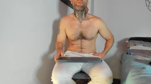 Antonioylola online show from March 3, 3:32 pm