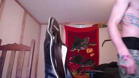 Austin and Megan online show from December 15, 5:25 am