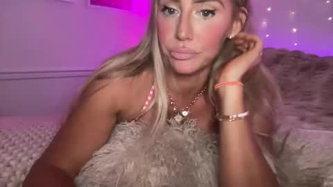 Ashley Love online show from March 7, 11:10 am