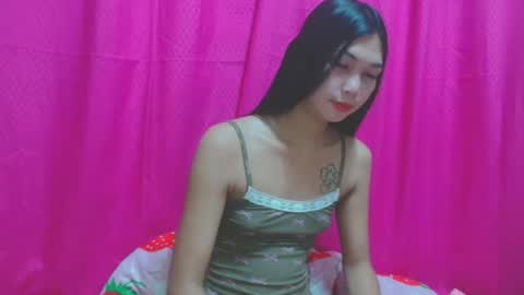 sexyhornyts4u online show from April 30, 1:54 am