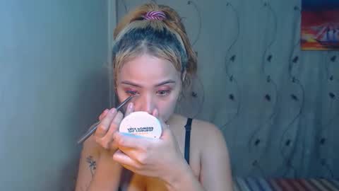 jeanken and jelian online show from October 31, 5:30 am