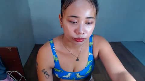 jeanken and jelian online show from March 5, 4:45 am