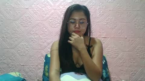 sexyjessa20 online show from August 9, 5:35 am