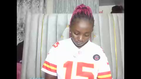 JOAN online show from February 17, 11:15 pm