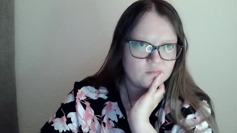 Snapshot of sexykitty_2 chatting on January 31, 2:04 am Kate online show from January 31, 2:04 am