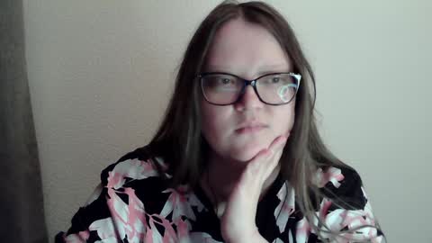 Snapshot of sexykitty_2 chatting on January 3, 3:27 am Kate online show from January 3, 3:27 am