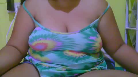 sexykittymom online show from May 8, 9:31 pm