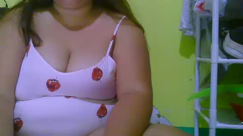 sexykittymom online show from May 17, 7:12 pm