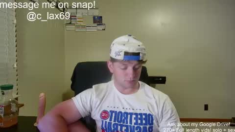 sexylax69 online show from June 18, 12:49 am