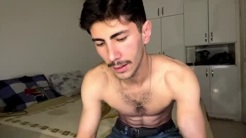 sexymann17 online show from May 20, 8:15 pm
