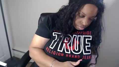 SexyMona online show from February 4, 5:39 pm