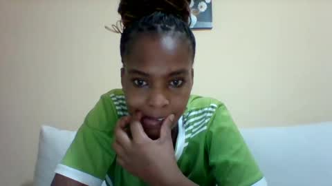 DOVY ACHIENG online show from February 24, 12:37 pm