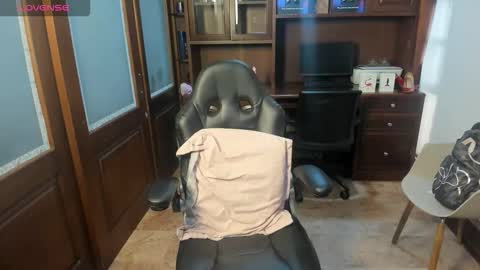 R A C H E L online show from October 19, 12:43 pm