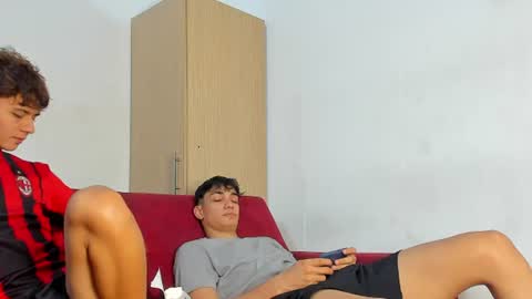 MATIAS-18   THIAHO -18  MAX-19  NICOKALY-19  CAIN-19   MOD ESTEBAN online show from June 20, 7:42 pm