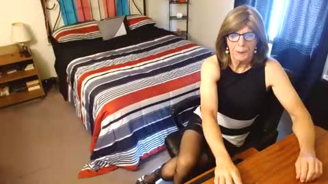 sexysindey79 online show from June 24, 12:56 pm