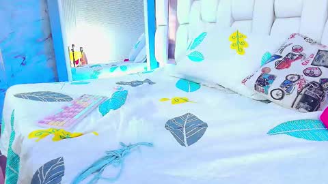 Kendall online show from March 12, 3:18 pm