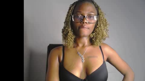 Darkskinned Rae online show from February 16, 6:39 pm