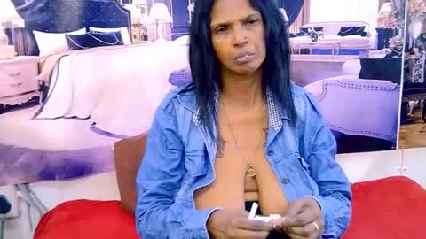 sexyva4u2luv online show from July 24, 5:26 am