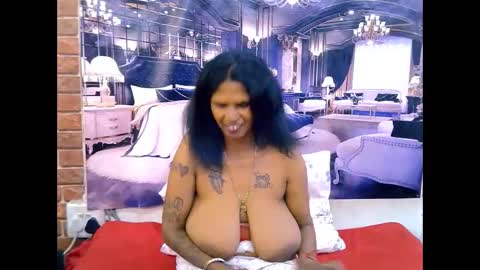 sexyva4u2luv online show from May 9, 7:20 pm